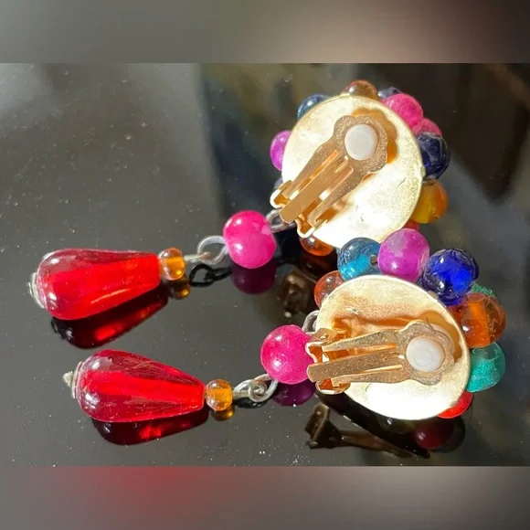 VTG Unique Bold Dangling Cluster Clip On Colorful Beaded Statement Earrings MCM - Picture 7 of 8